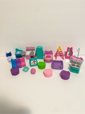 Gabby’s Dollhouse Furniture Playset Gabbys Toy Lot Bed Couch Kitchen Accessories